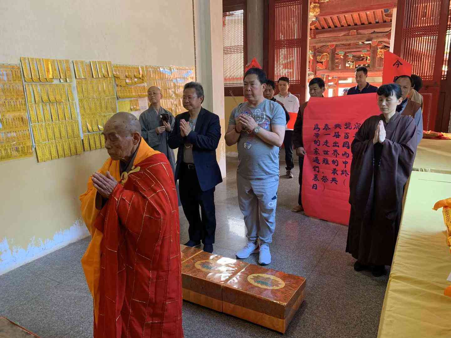 "“泰兴号”逝者魂归故里(1).jpg"