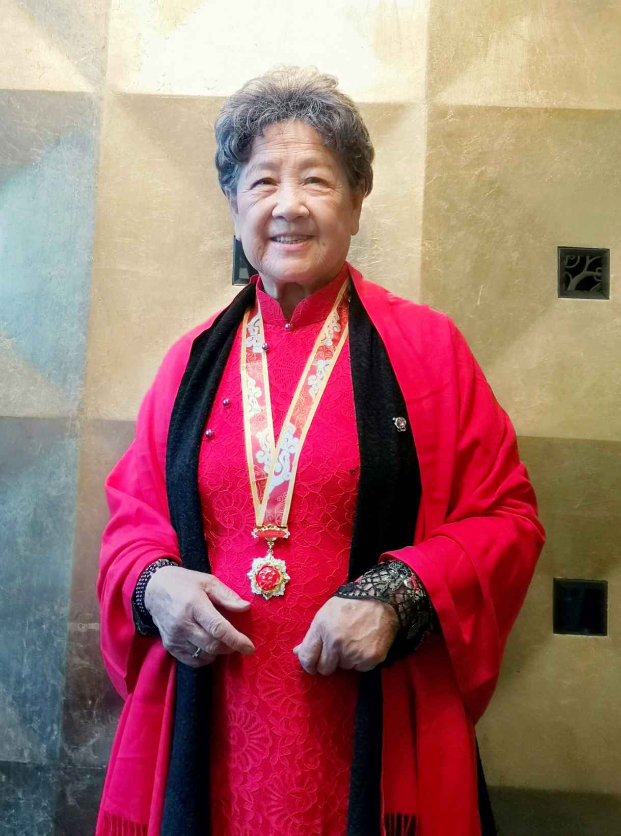 "0···首页陶玉玲获得2019建国70周年奖章(1).jpg"